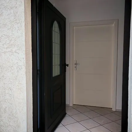 アパート Ferienwohnung,monteurwohnung Bei Berlin